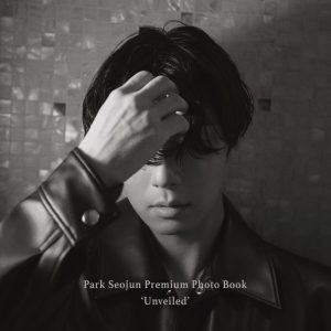 俳優パク・ソジュンのデビュー15周年を記念した200ページ越えのプレミアム写真集『Unveiled』が発売！　来日＆サイン会も決定！