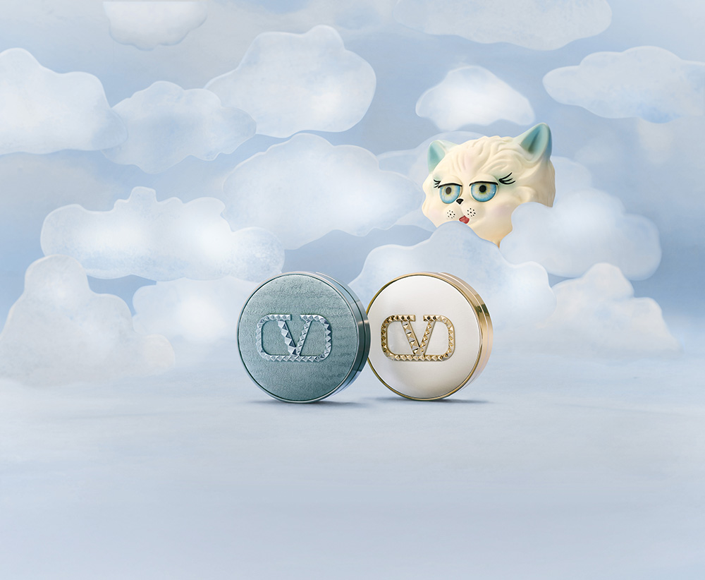 VALENTINO BEAUTYがクッションファンデーションとリップスティックのスカイブルーパッケージを数量限定で発売!