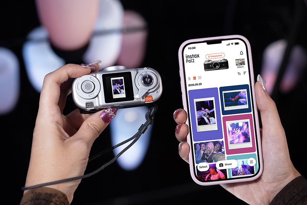 富士フイルムがinstaxチェキシリーズの手のひらサイズカメラ“instax Pal 2”とワイドフォーマットのスマホプリンター“Link WIDE 2”を発売!