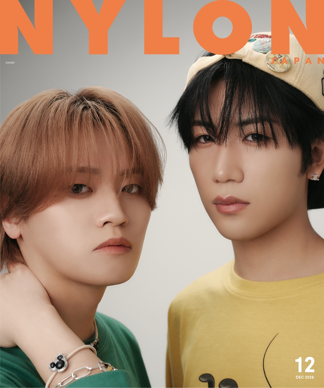 『NYLON JAPAN 12月号特別版』のW表紙に、最注目のダンス&ボーカルグループMAZZELのKAIRYU & HAYATOが登場! 「Disney SERIES CREATED by MUS」のアイテムを纏ったスーパーPOPなファッションストーリーは必見!