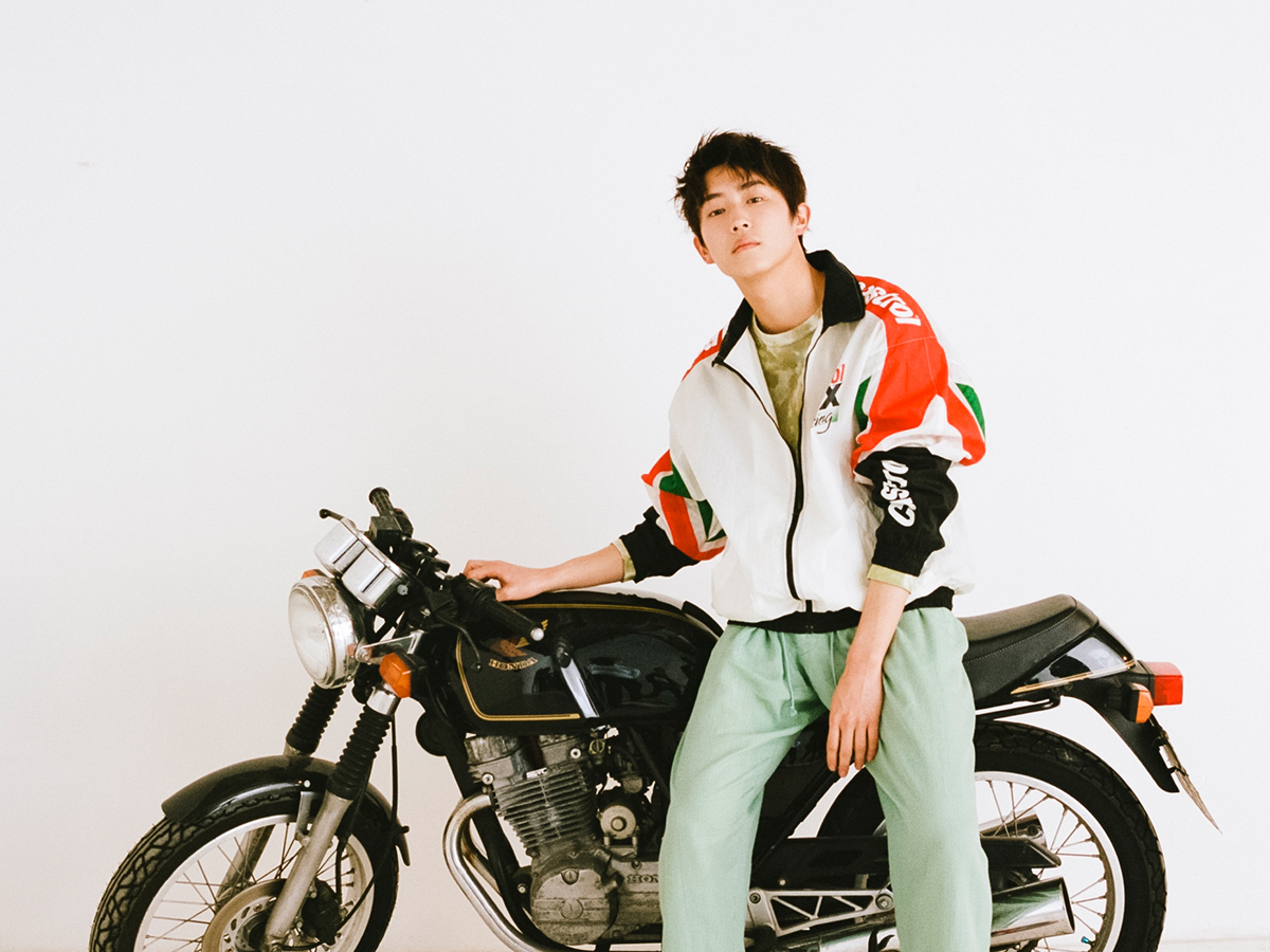 CULTURE] ファースト写真集『あくび』発売 NEXTブレイク俳優・杉野遥亮